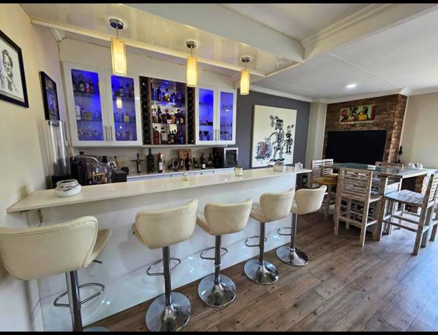 3 BEDROOM HOUSE FOR SALE IN BIRCHLEIGH